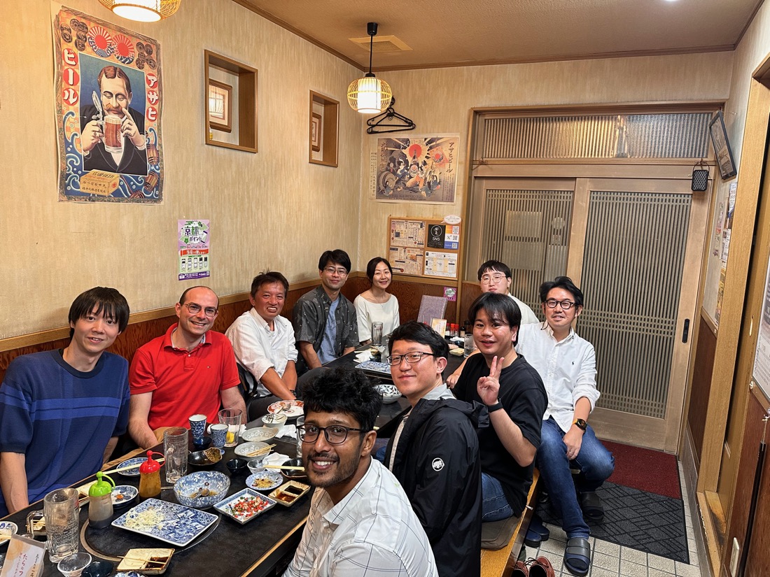 Adrien Burlacot博士との懇親会での集合写真